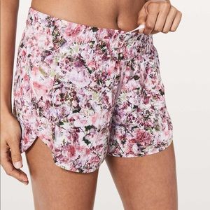Lululemon Tracker shorts